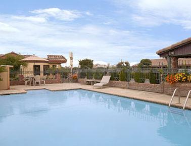 Hotel Fairbridge & Gateway To Yosemite